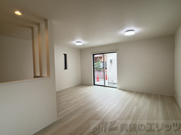 ファミリエ津之江A棟の物件内観写真